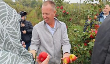 На обучение к Алексею Штанову приехали сельхозпроизводители из восьми регионов России